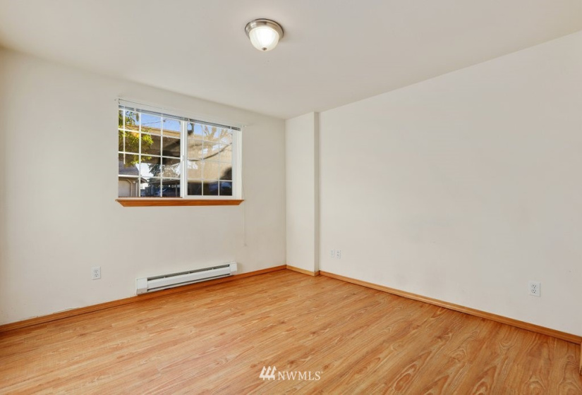 1009 112th, Everett, Washington 98208, 3 Bedrooms Bedrooms, ,1 BathroomBathrooms,Residential,For Sale,Camlyn Condo,112th,NWM1883171