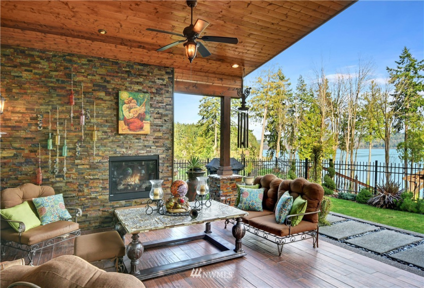 14247 Olalla Crest, Olalla, Washington 98359, 3 Bedrooms Bedrooms, ,2 BathroomsBathrooms,Residential,For Sale,Olalla Crest,NWM1883732