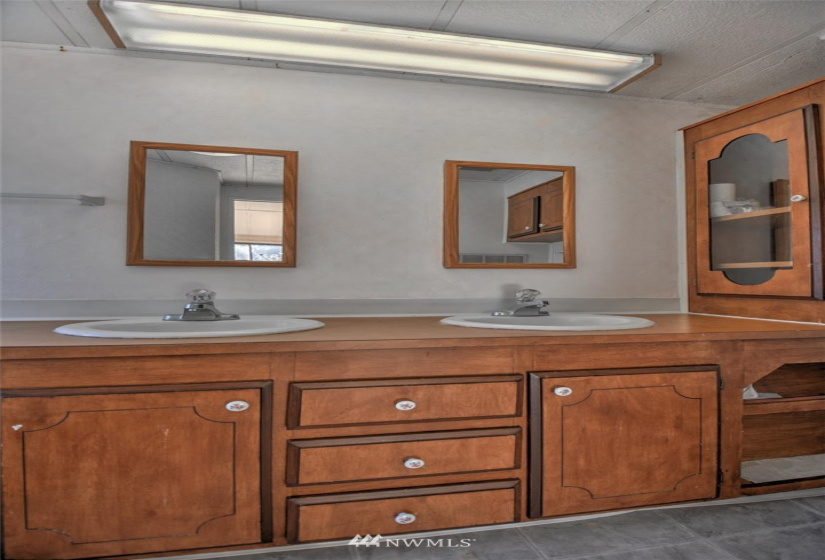 5510 Asotin, Lacey, Washington 98503, 3 Bedrooms Bedrooms, ,2 BathroomsBathrooms,Manufactured In Park,For Sale,Asotin,NWM1883887