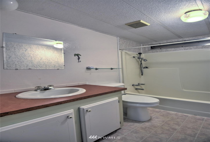 5510 Asotin, Lacey, Washington 98503, 3 Bedrooms Bedrooms, ,2 BathroomsBathrooms,Manufactured In Park,For Sale,Asotin,NWM1883887