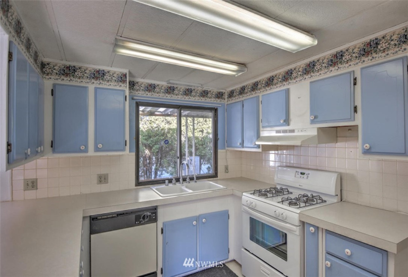 5510 Asotin, Lacey, Washington 98503, 3 Bedrooms Bedrooms, ,2 BathroomsBathrooms,Manufactured In Park,For Sale,Asotin,NWM1883887