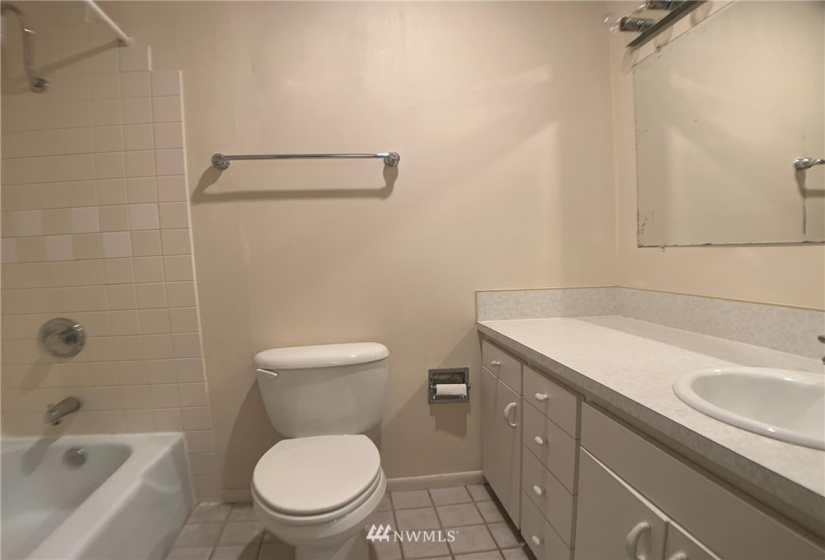 2219 Eastlake, Seattle, Washington 98102, 2 Bedrooms Bedrooms, ,Residential Lease,For Rent,Eastlake,NWM1884282