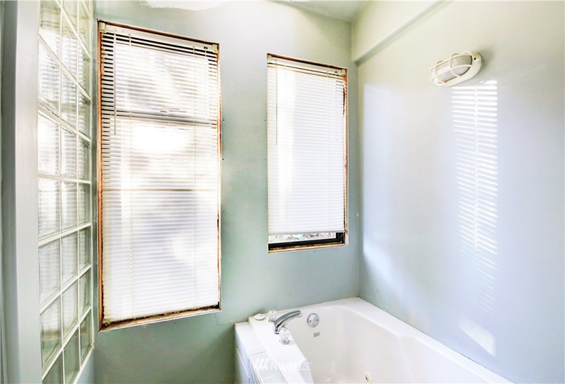 8149 Pony Express, Maple Falls, Washington 98266, 2 Bedrooms Bedrooms, ,1 BathroomBathrooms,Residential,For Sale,Pony Express,NWM1883985