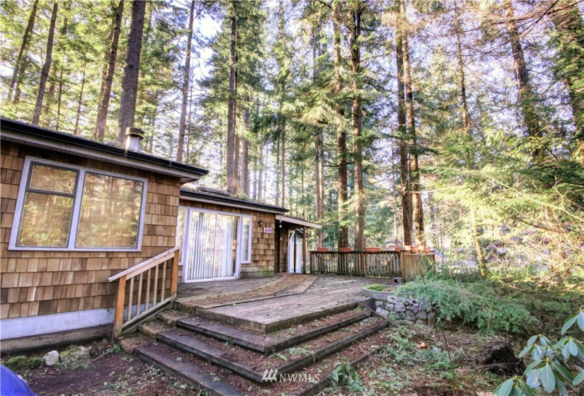 8149 Pony Express, Maple Falls, Washington 98266, 2 Bedrooms Bedrooms, ,1 BathroomBathrooms,Residential,For Sale,Pony Express,NWM1883985