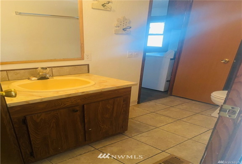 417 Island View, Mattawa, Washington 99349, 3 Bedrooms Bedrooms, ,2 BathroomsBathrooms,Residential,For Sale,Desert Aire,Island View,NWM1884293
