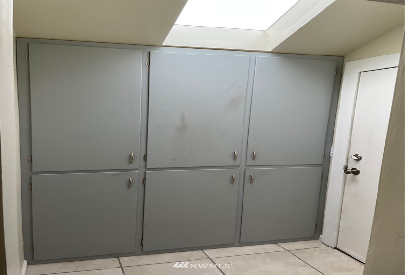 414 11th, Hoquiam, Washington 98550, 3 Bedrooms Bedrooms, ,2 BathroomsBathrooms,Residential,For Sale,Hoq Cor,11th,NWM1879577