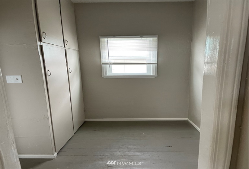 414 11th, Hoquiam, Washington 98550, 3 Bedrooms Bedrooms, ,2 BathroomsBathrooms,Residential,For Sale,Hoq Cor,11th,NWM1879577