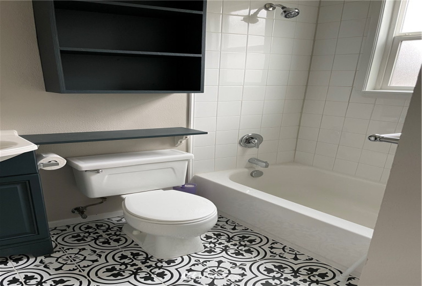 414 11th, Hoquiam, Washington 98550, 3 Bedrooms Bedrooms, ,2 BathroomsBathrooms,Residential,For Sale,Hoq Cor,11th,NWM1879577