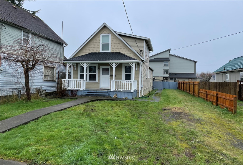 414 11th, Hoquiam, Washington 98550, 3 Bedrooms Bedrooms, ,2 BathroomsBathrooms,Residential,For Sale,Hoq Cor,11th,NWM1879577