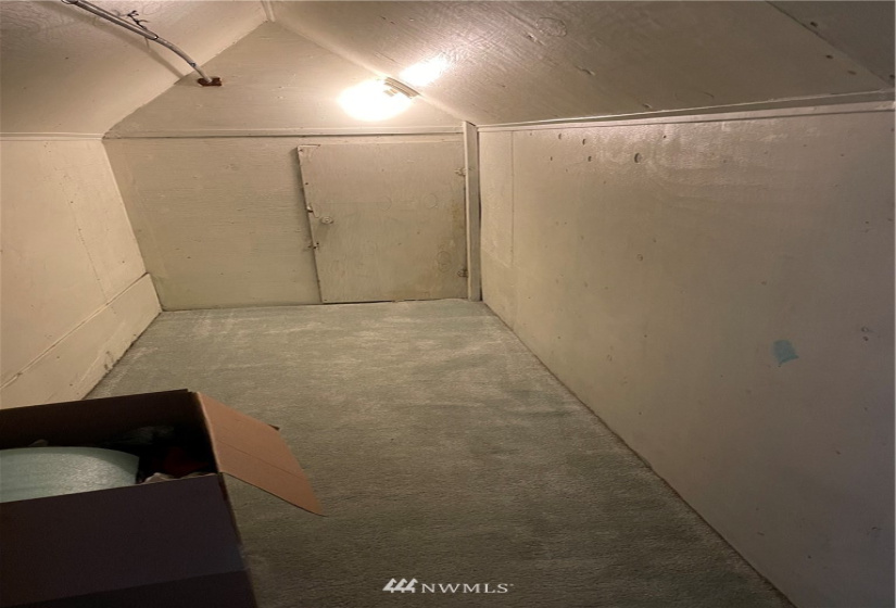 414 11th, Hoquiam, Washington 98550, 3 Bedrooms Bedrooms, ,2 BathroomsBathrooms,Residential,For Sale,Hoq Cor,11th,NWM1879577