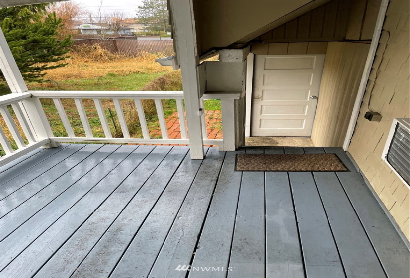 414 11th, Hoquiam, Washington 98550, 3 Bedrooms Bedrooms, ,2 BathroomsBathrooms,Residential,For Sale,Hoq Cor,11th,NWM1879577