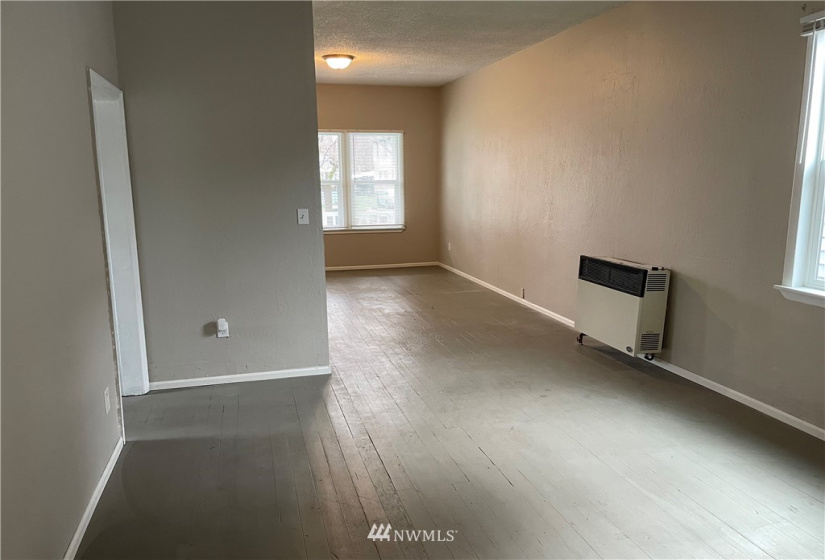 414 11th, Hoquiam, Washington 98550, 3 Bedrooms Bedrooms, ,2 BathroomsBathrooms,Residential,For Sale,Hoq Cor,11th,NWM1879577