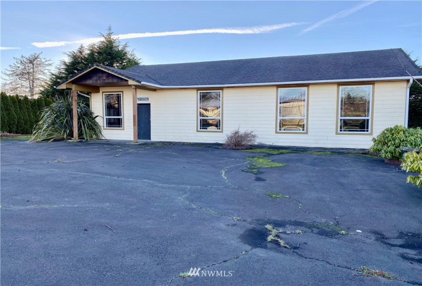 2208 41st place, Seaview, Washington 98644, 3 Bedrooms Bedrooms, ,2 BathroomsBathrooms,Residential,For Sale,41st place,NWM1878885