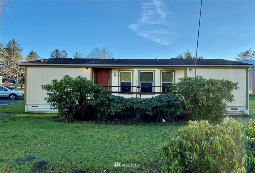 2208 41st place, Seaview, Washington 98644, 3 Bedrooms Bedrooms, ,2 BathroomsBathrooms,Residential,For Sale,41st place,NWM1878885