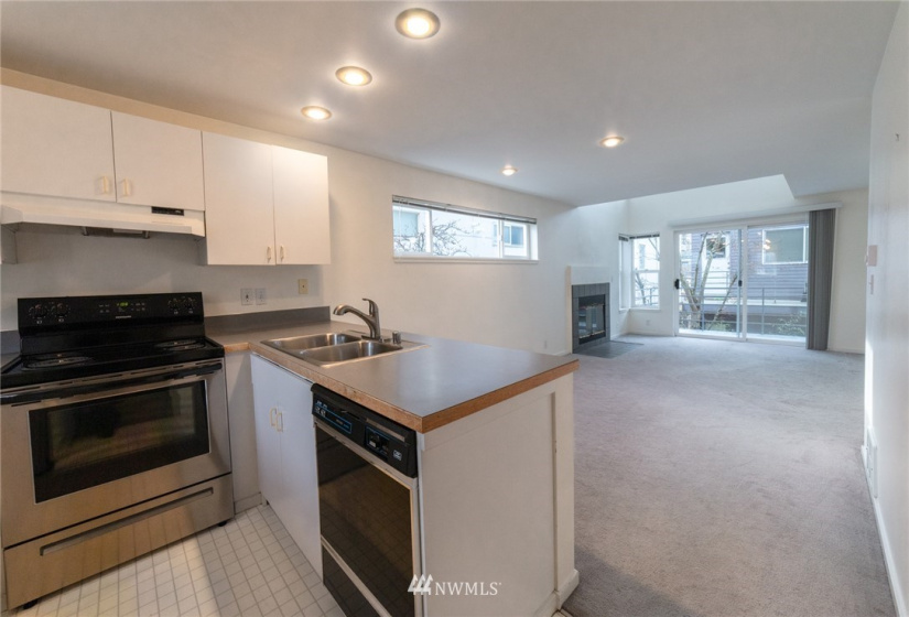 3050 3052 63rd, Seattle, Washington 98116, ,Residential Income,For Sale,63rd,NWM1883312