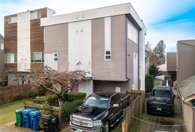 3050 3052 63rd, Seattle, Washington 98116, ,Residential Income,For Sale,63rd,NWM1883312