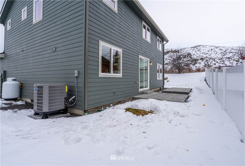 1002 Crest Loop, Entiat, Washington 98822, 4 Bedrooms Bedrooms, ,2 BathroomsBathrooms,Residential,For Sale,Crest Loop,NWM1884365