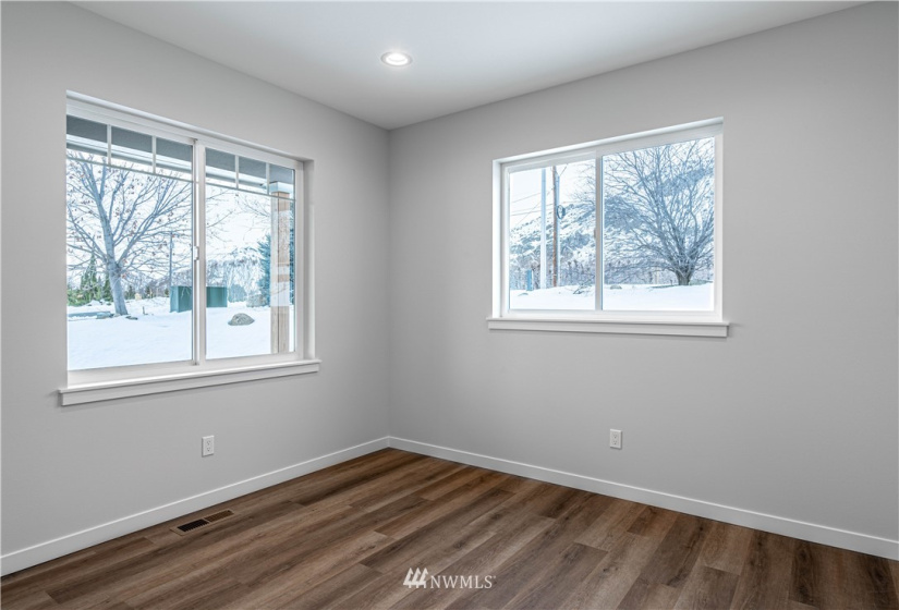 1002 Crest Loop, Entiat, Washington 98822, 4 Bedrooms Bedrooms, ,2 BathroomsBathrooms,Residential,For Sale,Crest Loop,NWM1884365