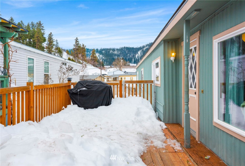 7900 Stine Hill, Dryden, Washington 98821, 2 Bedrooms Bedrooms, ,2 BathroomsBathrooms,Manufactured In Park,For Sale,Stine Hill,NWM1883033