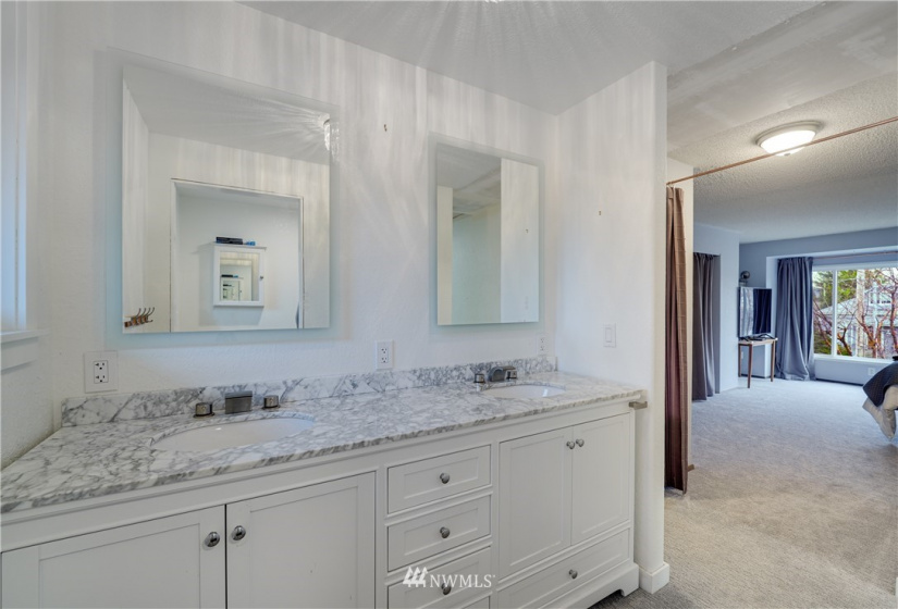 1314 6th, Anacortes, Washington 98221, 5 Bedrooms Bedrooms, ,2 BathroomsBathrooms,Residential,For Sale,6th,NWM1883976