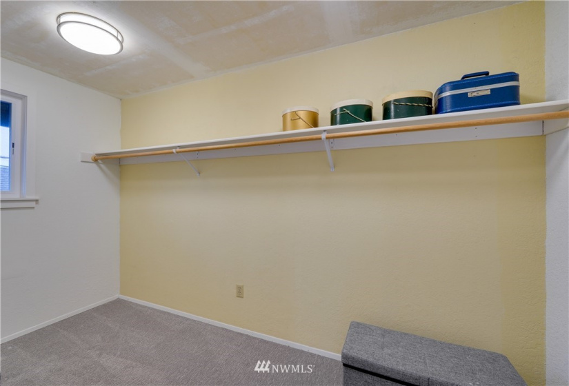 1314 6th, Anacortes, Washington 98221, 5 Bedrooms Bedrooms, ,2 BathroomsBathrooms,Residential,For Sale,6th,NWM1883976