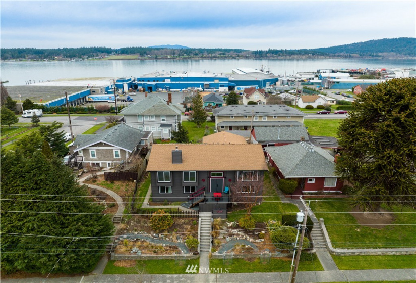 1314 6th, Anacortes, Washington 98221, 5 Bedrooms Bedrooms, ,2 BathroomsBathrooms,Residential,For Sale,6th,NWM1883976