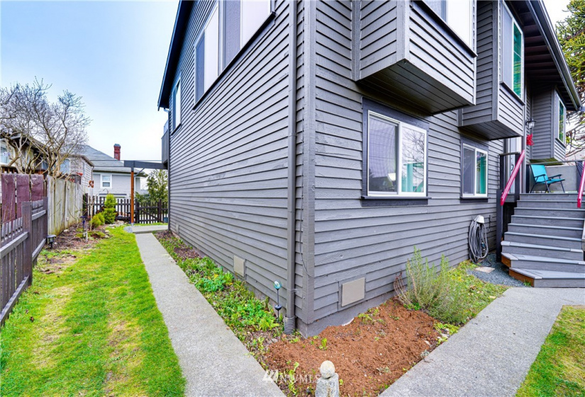 1314 6th, Anacortes, Washington 98221, 5 Bedrooms Bedrooms, ,2 BathroomsBathrooms,Residential,For Sale,6th,NWM1883976