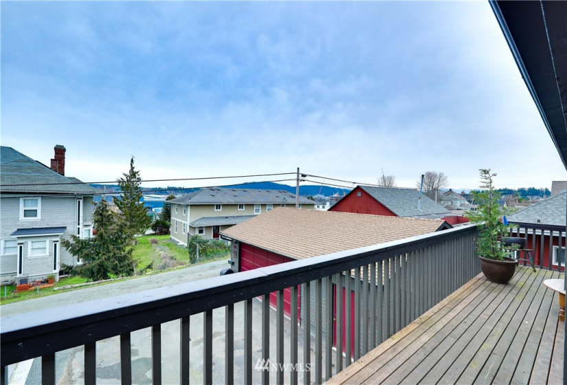 1314 6th, Anacortes, Washington 98221, 5 Bedrooms Bedrooms, ,2 BathroomsBathrooms,Residential,For Sale,6th,NWM1883976