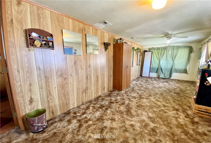 101 Slavin, Yakima, Washington 98903, 4 Bedrooms Bedrooms, ,2 BathroomsBathrooms,Residential,For Sale,Slavin,NWM1884352