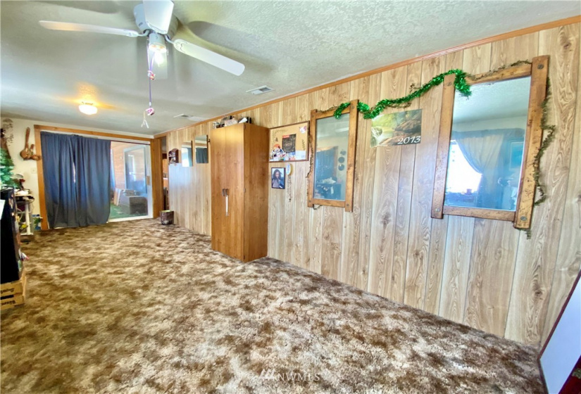 101 Slavin, Yakima, Washington 98903, 4 Bedrooms Bedrooms, ,2 BathroomsBathrooms,Residential,For Sale,Slavin,NWM1884352