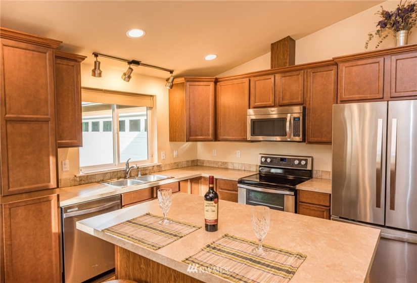 51 Cedar, Port Ludlow, Washington 98365, 2 Bedrooms Bedrooms, ,1 BathroomBathrooms,Residential,For Sale,Cedar,NWM1884252