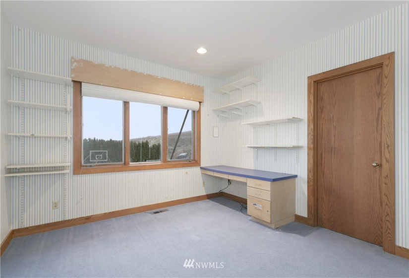 5652 Gap, Outlook, Washington 98938, 5 Bedrooms Bedrooms, ,3 BathroomsBathrooms,Residential,For Sale,Gap,NWM1884347