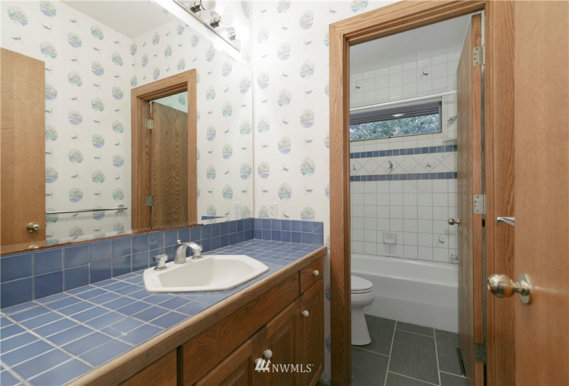 5652 Gap, Outlook, Washington 98938, 5 Bedrooms Bedrooms, ,3 BathroomsBathrooms,Residential,For Sale,Gap,NWM1884347