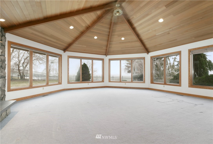 5652 Gap, Outlook, Washington 98938, 5 Bedrooms Bedrooms, ,3 BathroomsBathrooms,Residential,For Sale,Gap,NWM1884347