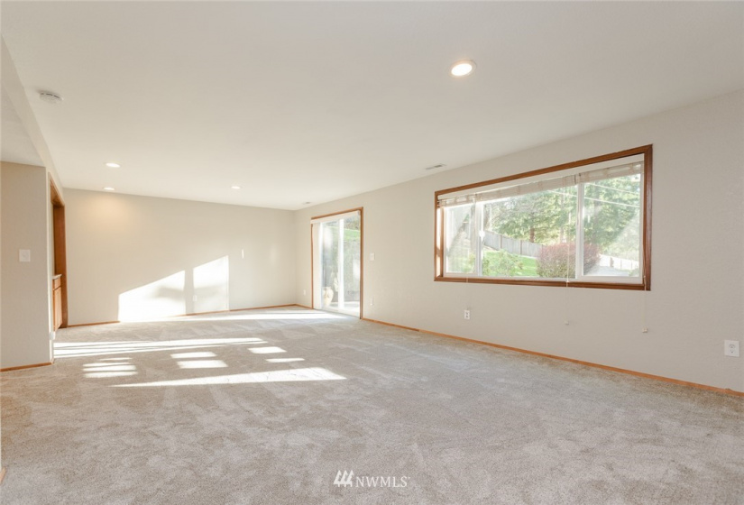 4502 Park, Gig Harbor, Washington 98335, 4 Bedrooms Bedrooms, ,3 BathroomsBathrooms,Residential,For Sale,Wollochet Heights Estates,Park,NWM1884452