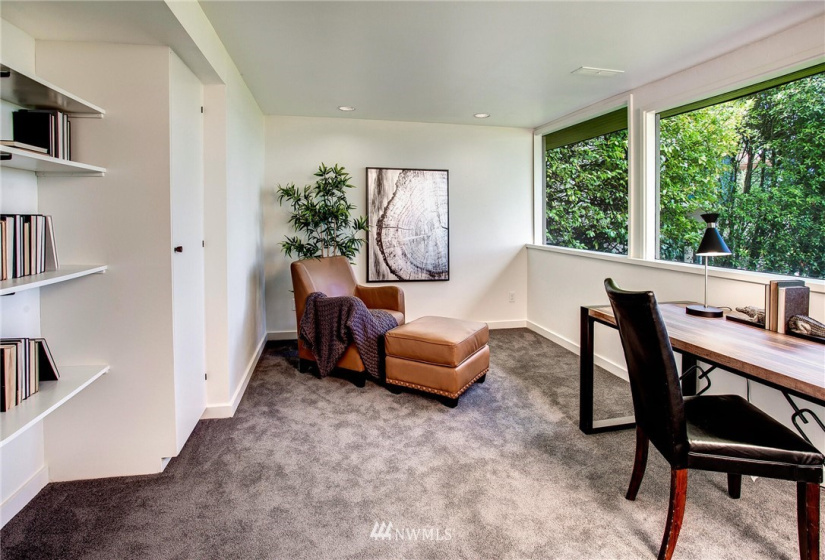 3217 Evergreen Point Road #B, Medina, Washington 98039, 3 Bedrooms Bedrooms, ,2 BathroomsBathrooms,Residential,For Sale,Evergreen Point Road #B,NWM1884233