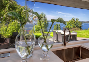 3217 Evergreen Point Road #B, Medina, Washington 98039, 3 Bedrooms Bedrooms, ,2 BathroomsBathrooms,Residential,For Sale,Evergreen Point Road #B,NWM1884233