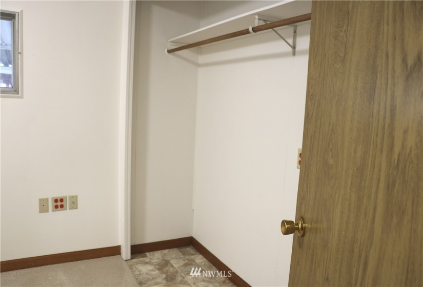 5509 69th, Puyallup, Washington 98371, 2 Bedrooms Bedrooms, ,1 BathroomBathrooms,Manufactured In Park,For Sale,69th,NWM1884659