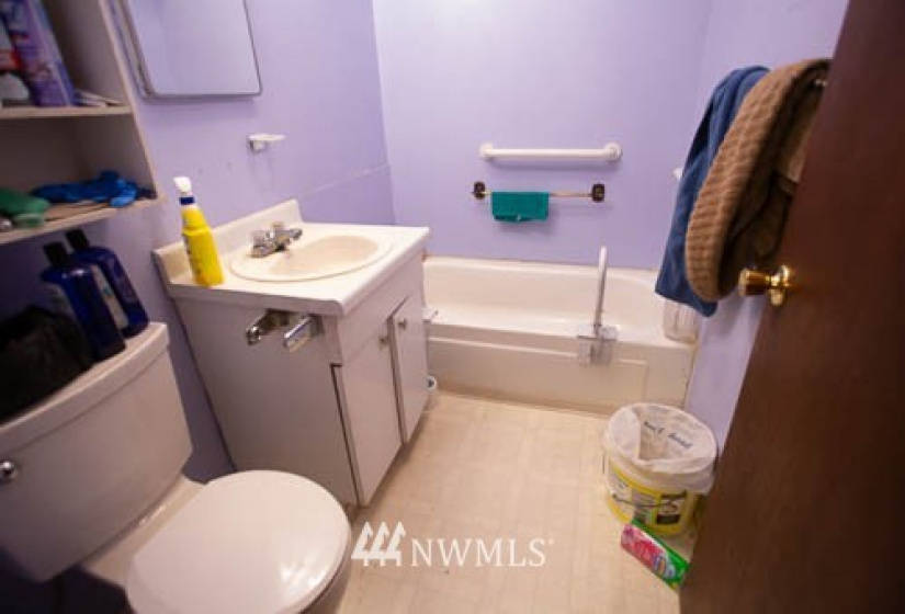 903 5th, Dayton, Washington 99328, 3 Bedrooms Bedrooms, ,2 BathroomsBathrooms,Residential,For Sale,5th,NWM1883412