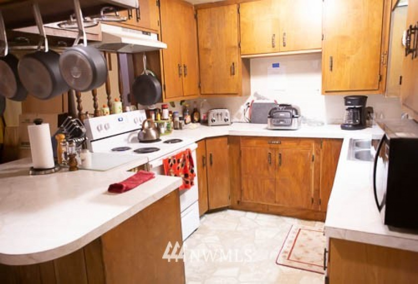 903 5th, Dayton, Washington 99328, 3 Bedrooms Bedrooms, ,2 BathroomsBathrooms,Residential,For Sale,5th,NWM1883412