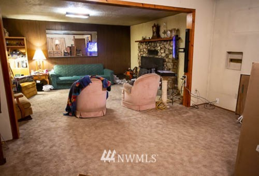 903 5th, Dayton, Washington 99328, 3 Bedrooms Bedrooms, ,2 BathroomsBathrooms,Residential,For Sale,5th,NWM1883412