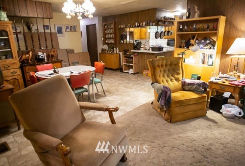 903 5th, Dayton, Washington 99328, 3 Bedrooms Bedrooms, ,2 BathroomsBathrooms,Residential,For Sale,5th,NWM1883412