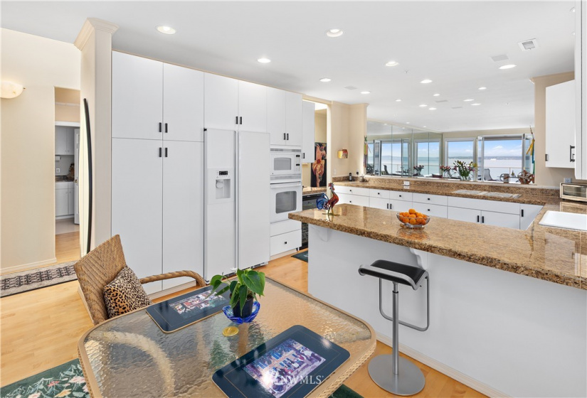 1550 Alki, Seattle, Washington 98116, 3 Bedrooms Bedrooms, ,1 BathroomBathrooms,Residential,For Sale,Waterside at Alki Beach Condominium,Alki,NWM1874704