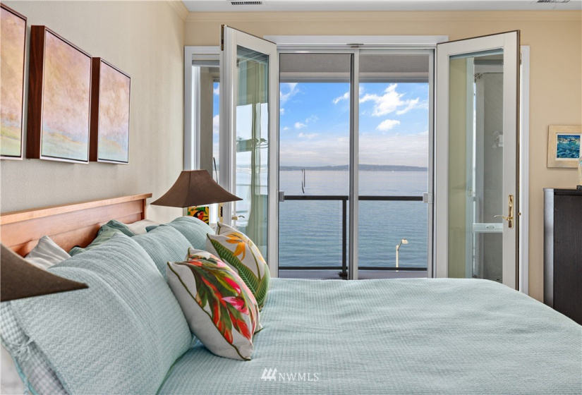 1550 Alki, Seattle, Washington 98116, 3 Bedrooms Bedrooms, ,1 BathroomBathrooms,Residential,For Sale,Waterside at Alki Beach Condominium,Alki,NWM1874704