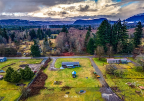 8004 Russell, Concrete, Washington 98237, 3 Bedrooms Bedrooms, ,2 BathroomsBathrooms,Residential,For Sale,Russell,NWM1884501