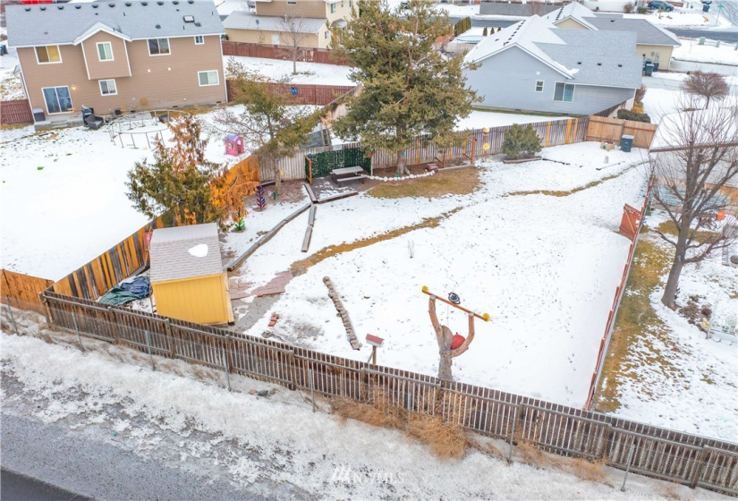 1330 Yost, Moses Lake, Washington 98837, 3 Bedrooms Bedrooms, ,2 BathroomsBathrooms,Residential,For Sale,Lakeland,Yost,NWM1883465