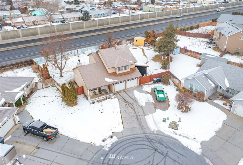 1330 Yost, Moses Lake, Washington 98837, 3 Bedrooms Bedrooms, ,2 BathroomsBathrooms,Residential,For Sale,Lakeland,Yost,NWM1883465