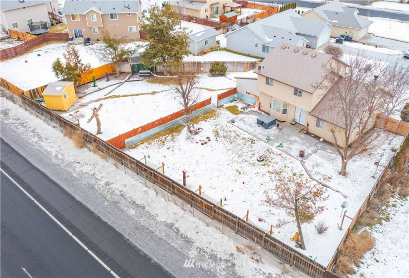 1330 Yost, Moses Lake, Washington 98837, 3 Bedrooms Bedrooms, ,2 BathroomsBathrooms,Residential,For Sale,Lakeland,Yost,NWM1883465