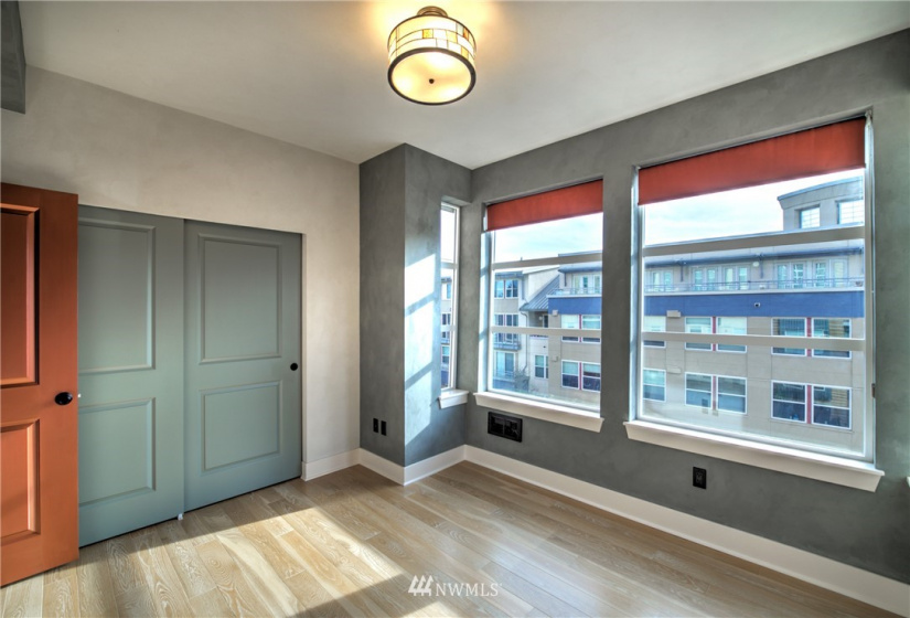 7800 27th, Mercer Island, Washington 98040, 3 Bedrooms Bedrooms, ,2 BathroomsBathrooms,Residential,For Sale,7800 Plaza,27th,NWM1884582