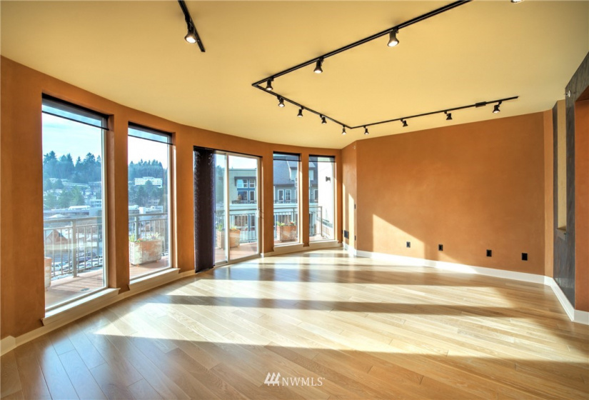 7800 27th, Mercer Island, Washington 98040, 3 Bedrooms Bedrooms, ,2 BathroomsBathrooms,Residential,For Sale,7800 Plaza,27th,NWM1884582